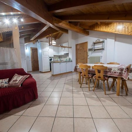 Appartamento Val Di Sole Dimaro Bagian luar foto