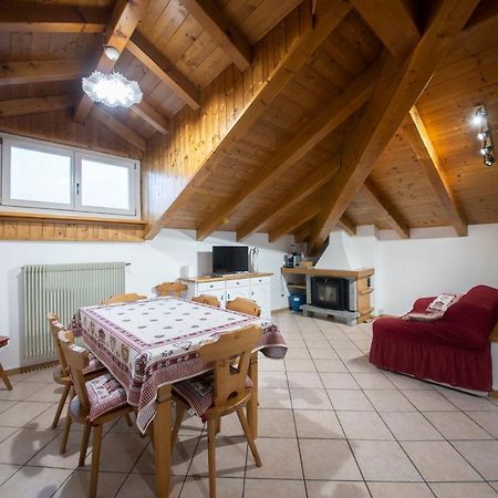Appartamento Val Di Sole Dimaro Bagian luar foto